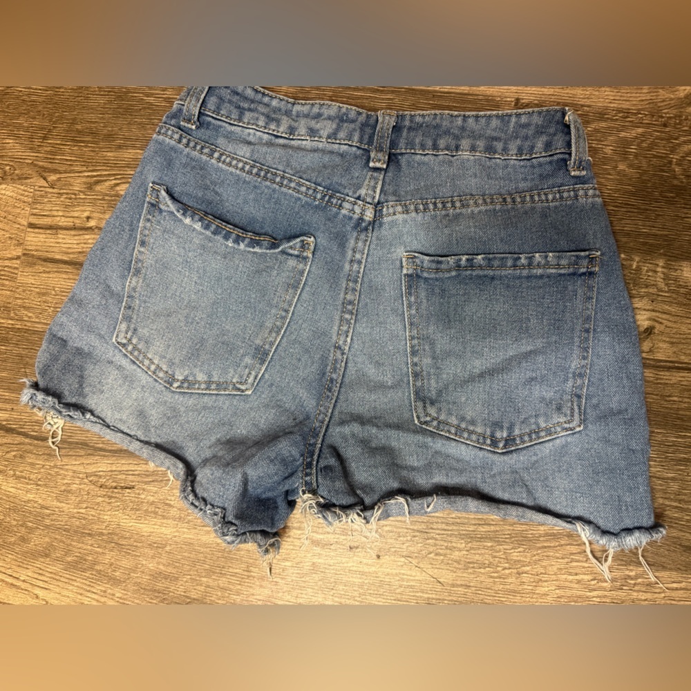No Boundaries Blue and Red Jean Shorts with Distressed Hem - Picture 5 of 6